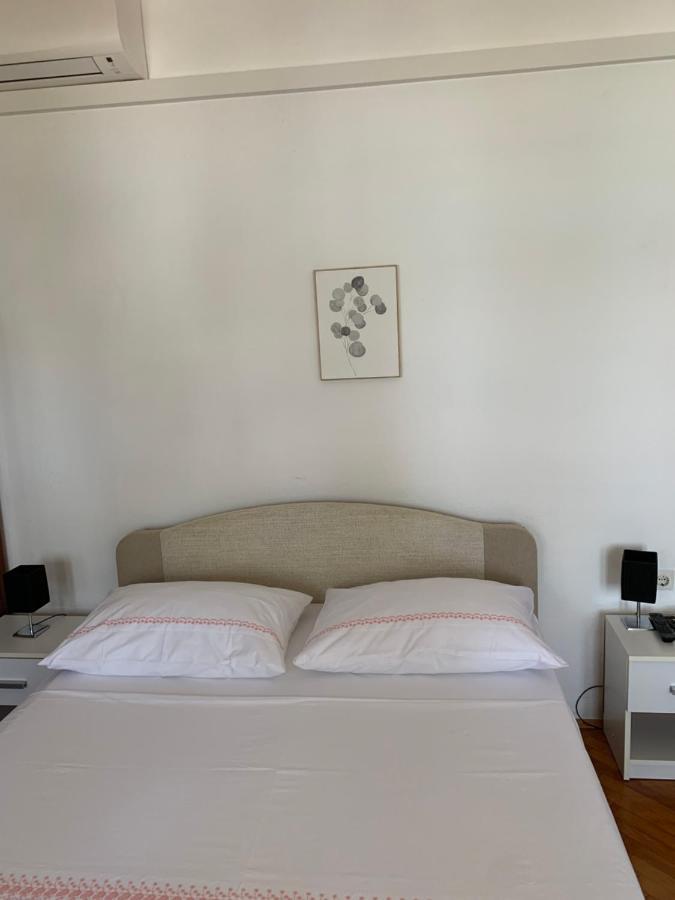 Bolero Guest House Loviste Luaran gambar